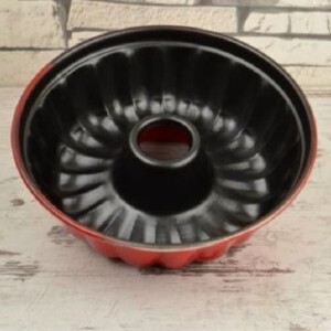 NJOY ENES TEFLON CAKE MOLD SMALL 2SLICES 26CM