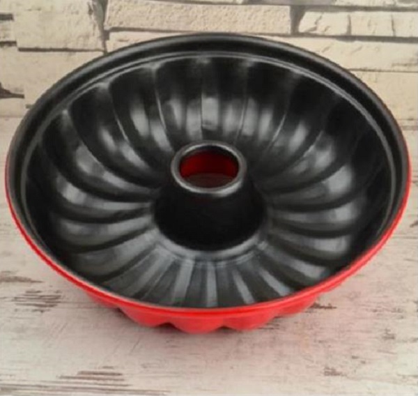 NJOY ENES TEFLON CAKE MOLD BIG 4SLICES 30CM