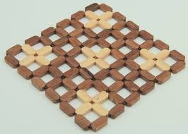 NJOY BA SQUARE SMALL NIHALE 13CM